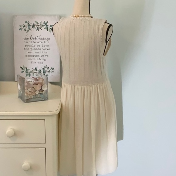 Cynthia Steffe dress. Angora knit top with silk crepe skirt. - Picture 2 of 4